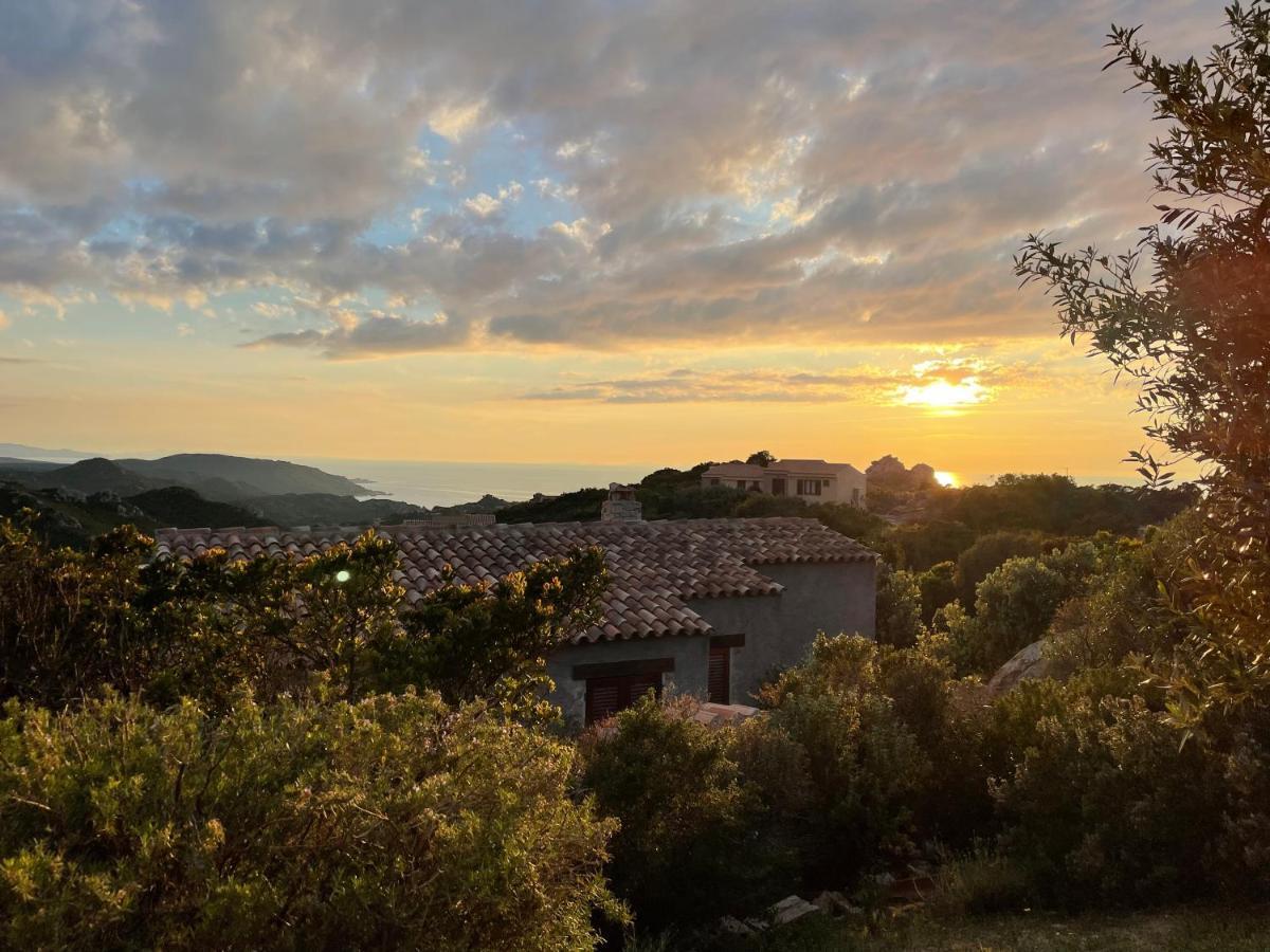 Villa Rocce Rosse Costa Paradiso Exteriör bild