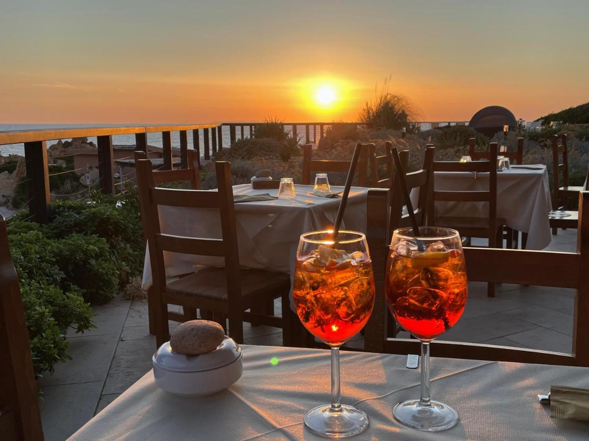 Villa Rocce Rosse Costa Paradiso Exteriör bild